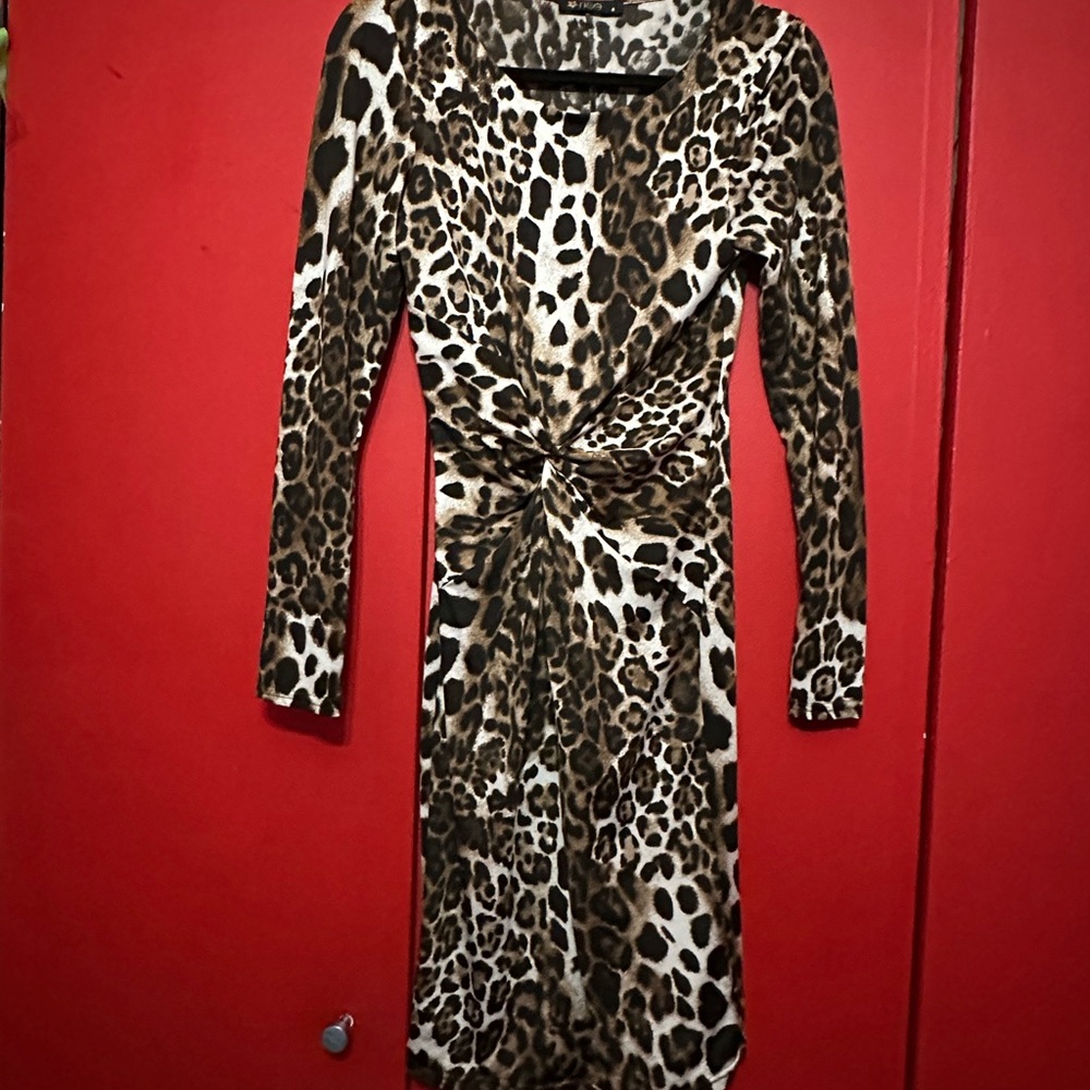 Rise Leopard Print Long Sleeve Twist Waist Midi Dress — Size 8